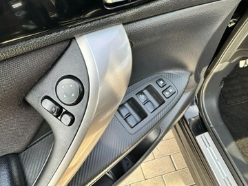 Mitsubishi Eclipse Cross SUV 1.5 T 163KM 2018 Mitsubishi Eclipse Cross Kamera HeadUp KeyLess Hak, zdjęcie 18