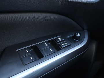 Suzuki Vitara III SUV Facelifting 1.4 BoosterJet 140KM 2019 Suzuki Vitara 1.4 BoosterJet, Salon Polska, 4X4, zdjęcie 16