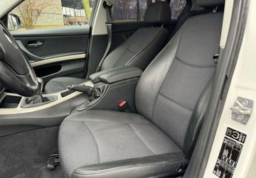 BMW Seria 3 E90-91-92-93 Limuzyna E90 316d 115KM 2011 BMW Seria 3 Oryginalny lakier, bezwypadkowy 2.0 Diesel 116KM, zdjęcie 33