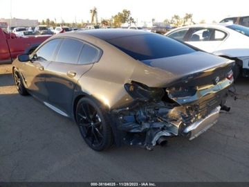 BMW Seria 8 II 2022 BMW Seria 8 M850i, 2022r., 4x4, 4.4L, zdjęcie 7