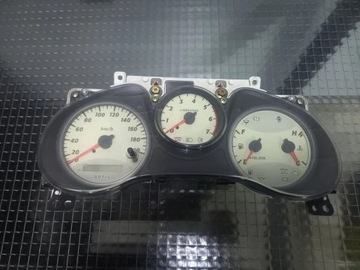 BUDÍKY PŘÍSTROJOVÁ DESKA 2.0 D4D TOYOTA RAV 4 II 00-05