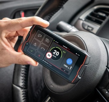 Yanosik GTm с сенсорным экраном + подписка на 12 MC