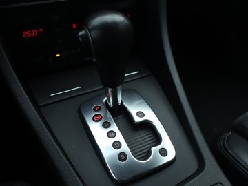 Audi A4 B7 Sedan 3.2 V6 FSI 256KM 2007 Audi A4 3.2 FSI, 4X4, Automat, Navi, Xenon, zdjęcie 11