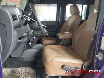 Jeep Wrangler III Unlimited Facelifting 3.6 V6 286KM 2016 Jeep Wrangler _JK_UNLIMITED SAHARA_75TH EDITION_4x4_3.6 L_285 km_2016r 3.6, zdjęcie 7