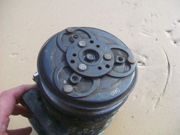 КОМПРЕССОР КОНДИЦИОНЕРА ВОЗДУХА VOLVO V40 00-04 LIFT 2.0 16V