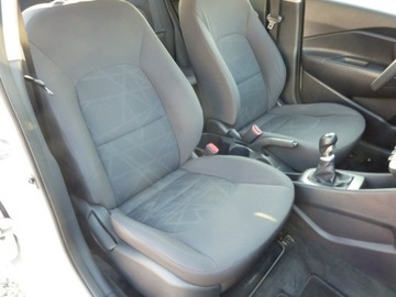 Kia Rio III Hatchback 3d 1.4 WGT 90KM 2013 Kia Rio 1.4 CRDI, zdjęcie 15