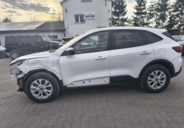 Ford Kuga III 2025 Ford Kuga 2025 FORD KUGA 4x4 - w Polsce po oplatach i akcyzie 1.5 Benzyna, zdjęcie 3