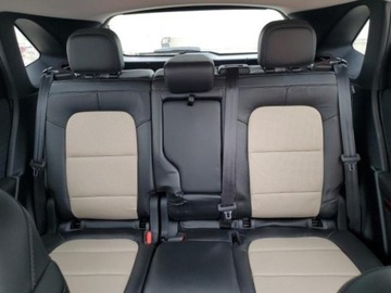 Ford Escape III 2022 Ford Escape Titanium 2.0 Benzyna 250KM, zdjęcie 9