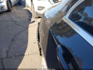 Mercedes Klasa C W205 2017 Mercedes-Benz Klasa C 350E, od ubezpieczalni 2.0 Hybryda 208KM, zdjęcie 11