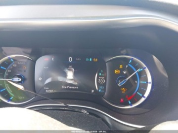 Chrysler Pacifica II 2018 Chrysler Pacifica Hybrid Limited 2018 3.6 Hybryda 260KM, zdjęcie 10