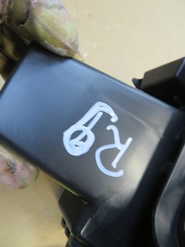 BERLINGO PARTNER IV VÝZTUHA NÁRAZNÍKU PRAVÝ ZADNÍ 9816808080