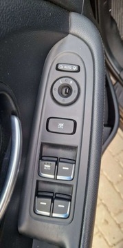 Kia Carens IV Minivan 1.6 GDI 135KM 2014 Kia Carens GDI Niski Przebieg LED Grzana Kiera Klima Tempomat 1.6 Benzyna, zdjęcie 11