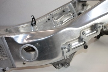 APRILIA RSV 1000 MILLE 97-03 РАМА С ДОКУМЕНТАМИ 2002