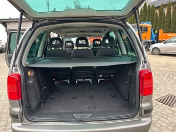Seat Alhambra I (7MS) Minivan Facelifting 2.0 TDI 140KM 2009 Seat Alhabra, zdjęcie 16