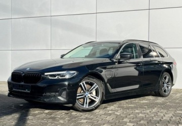 BMW Seria 5 G30-G31 Touring Plug-In 2.0 530e 292KM 2022 BMW Seria 5 4x4 Skora Navi Kamera Sport Full Led Automat FV23, zdjęcie 1