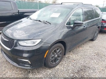 Chrysler Pacifica II 2022 Chrysler Pacifica Touring L 2022 3.6l 3.6 Benzyna 287KM, zdjęcie 1