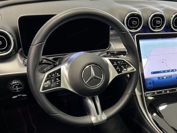 Mercedes Klasa C W206 Limuzyna 1.5 200 204KM 2025 MERCEDES-BENZ C Klasa 200 mHEV Avantgarde 204KM, zdjęcie 3