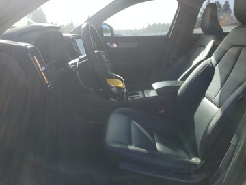 Volvo XC40 2024 Volvo XC 40 Core 2024 2.0L 2.0 Benzyna 194KM, zdjęcie 7