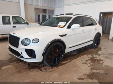 Bentley Bentayga 2021 Bentley Bentayga 2021 4.0l 4.0 Benzyna 542KM, zdjęcie 6