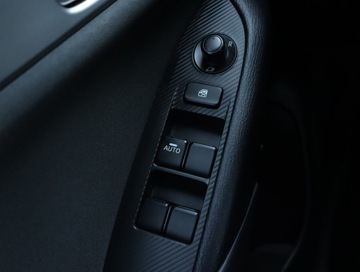 Mazda CX-3 Crossover 2.0 SKY-G 120KM 2016 Mazda CX-3 2.0 Skyactiv-G, Salon Polska, zdjęcie 18