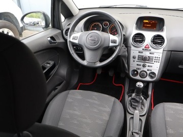 Opel Corsa D Hatchback 1.3 CDTI ecoFLEX 95KM 2013 Opel Corsa 1.3 CDTI, Salon Polska, Serwis ASO, zdjęcie 6