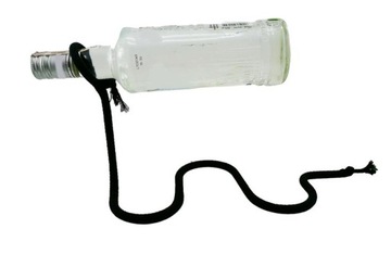 ВЫСОКАЯ МЕТАЛЛИЧЕСКАЯ СТОЙКА ДЛЯ ВИНА / 6 БУТЫЛОК / БЕЛАЯ С ЦАРАПИНАМИ