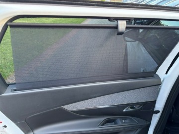 Peugeot 5008 II Crossover 1.2 PureTech 130KM 2017 Peugeot 5008 7-osobowy Półskóry Panorama dach, zdjęcie 16