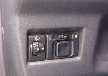 Suzuki Jimny III 2004 Suzuki Jimny 1,3 - benzyna - przebieg 143.000 km - klimatyzacja 1.3 Benzyna, zdjęcie 28