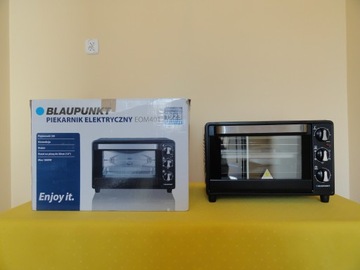 Piekarnik elektryczny BLAUPUNK EOM401 czarny z rożnem 1600W 26L