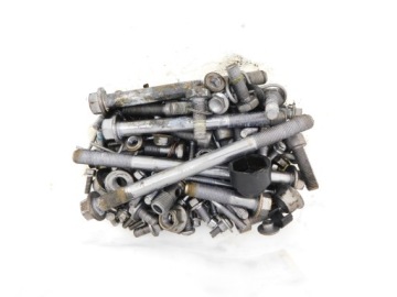 TRIUMPH BONNEVILLE T100 ŚRUBY