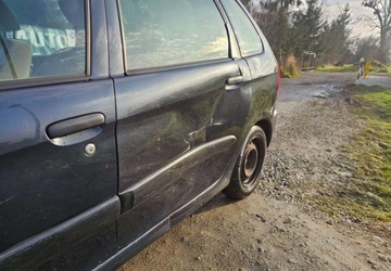 Citroen Xsara Picasso 2003 Citroen Xsara Picasso Citroen Xsara Picasso 1.6 16V Magic 1.6 Benzyna, zdjęcie 18