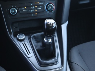 Ford Focus III Sedan Facelifting 1.5 TDCi 95KM 2018 Ford Focus 1.5 TDCi, Salon Polska, Klima, zdjęcie 12