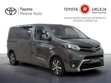 Toyota Proace II Furgon Medium 2.0 D-4D 177KM 2022 Toyota PROACE VERSO 2.0 D4-D Medium Family Toyota, zdjęcie 7