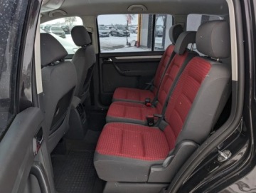 Volkswagen Touran I 1.6 102KM 2004 Volkswagen Touran Navi Alu Tempomat Serwis Gwarancja 1.6 BenzynaLPG 102KM, zdjęcie 28