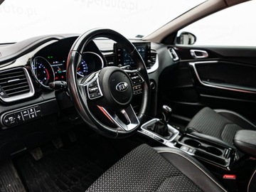 Kia Ceed III Kombi 1.6 CRDi 136KM 2021 KIA Cee&#039;d 1.6 CRDi SCR L Combi 136KM 2021, zdjęcie 7