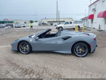 Ferrari 2022 Ferrari F8 Spider 2022 3.9l 3.9 Benzyna 711KM, zdjęcie 2