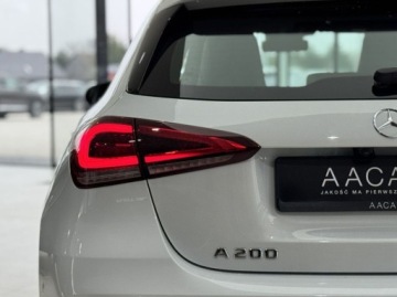Mercedes Klasa A W177/V177 Hatchback 1.3 200 163KM 2021 Mercedes-Benz Klasa A 200 AMG Line Kamera cofania Ambiente CarPlayAndro, zdjęcie 37