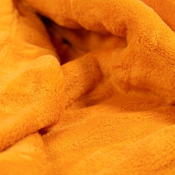 Одеяло-покрывало большого размера 150х200 из мягкой микрофибры бирюзового цвета.
