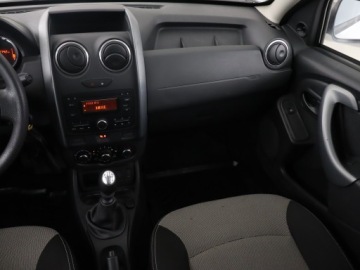 Dacia Duster I SUV Facelifting 1.2 TCe 125KM 2014 Dacia Duster 1.2 TCe, Klima, zdjęcie 7