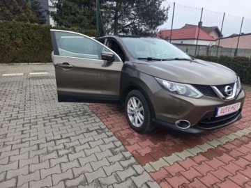 Nissan Qashqai II Crossover 1.2 DIG-T 115KM 2014 Nissan Qashqai Panorama Dach Nawicacja Kamera Cofania 1.2 Benzyna 115KM, zdjęcie 32
