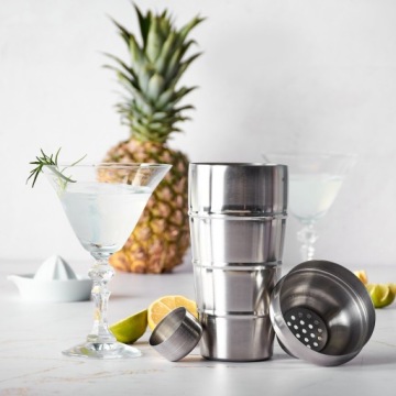 Шейкер SHAKER BARTENDER ДЛЯ коктейлей 0,75л