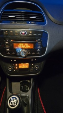 Fiat Punto Punto 2012 Hatchback 3d 1.4 MultiAir 16v 105KM 2012 Fiat Punto Evo, zdjęcie 18