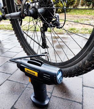 KOMPRESOR SAMOCHODOWY ROWEROWY SPREZARKA POMPKA