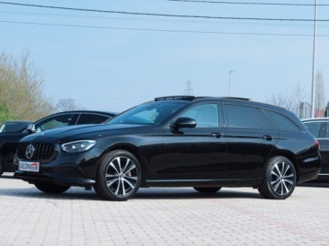 Mercedes Klasa E W214 2023 Mercedes E300e 320psi Panorama ACC hak Drive Pilot Blis Night Webasto Perła, zdjęcie 29