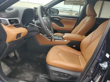 Toyota Highlander III 2023 Toyota Highlander 2023 TOYOTA HIGHLANDER HYBRID PLATINUM 2.5 Hybryda 186KM, zdjęcie 7