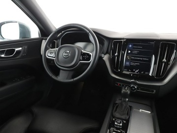 Volvo XC60 II Crossover T6 310KM 2018 Volvo XC 60 4x4 automat full LED panorama skóra, zdjęcie 15
