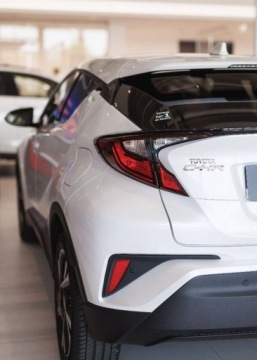 Toyota C-HR I Crossover Facelifting 1.8 Hybrid 122KM 2023 Toyota C-HR 1.8 Hybrid Style 1.8 Hybryda 122KM, zdjęcie 25