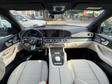 Mercedes GLS X167 SUV Facelifting 3.0 450d 367KM 2025 MERCEDES-BENZ GLS 450 d 4-MATIC AMG Line 3.0 (367KM) 2025, zdjęcie 10