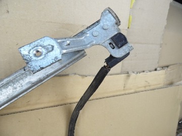 CHRYSLER VOYAGER III ZVEDÁK OKNO LEVÝ PŘEDNÍ