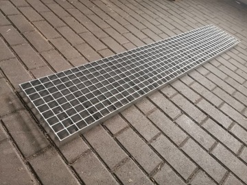 прямая ступенька OO 650x210 оцинкованная, металл для лестницы